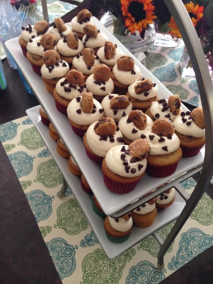 Chocolate Chip Cookie Dough Mini Cupcakes